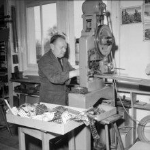 Punching Christmas stars, 1957