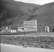 Protest against planned reservoir in the Ursern valley; 1946