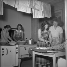Household school, Girls at Albert Schweitzer College 1953