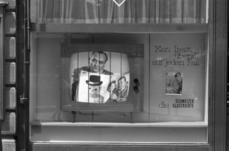 Shop window Ringier publisher: Schweizer Illustrierte, Ruedi Walter, 1966