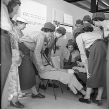 Day of the Women's Military Service at the SAFFA fair 1958