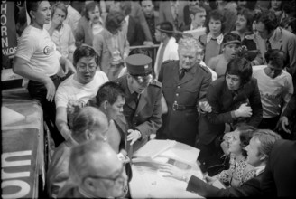 WC fight versus Chervet 1974: Chartchai Chionoi