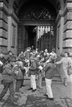 Children visiting the Federal Parliament Building, 1971