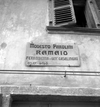 Grono, shop sign of a coppersmith, 1940