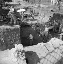 Excavations in Vindonissa, 1954