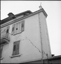 Earthquake in the Valais, damaged house in Sierre, 1946