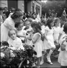 Girls at the Solennität, Burgdorf 1951