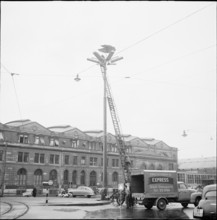 Mounting of a Street Lamp, Zurich 1952
