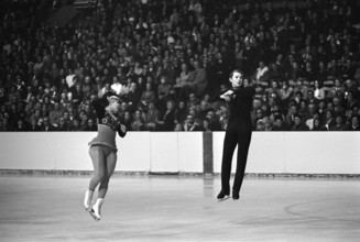 EC in Zurich 1971: European champions Irina Rodnina - Alexei Ulanov