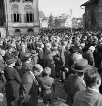 Voting in Zurich, Landsgemeinde, 1940