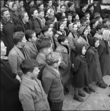 Singing children, protest against construction of hydroelectric power station; 1952