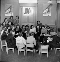 Sports performance program for girls 1943: ski
