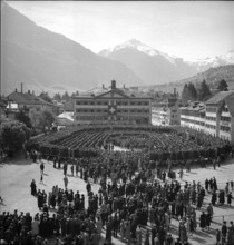 Glarus voter's meeting, the Ring 1942