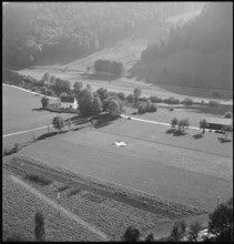 WW 2: marking of the Swiss frontier, 1944.