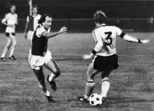 UEFA Cup: Progres Niederkorn - Grasshopper, Meyer, Margue