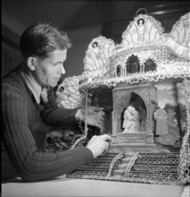 Manufacturing of the hats for Silvesterchlausen in Urnaesch, 1945