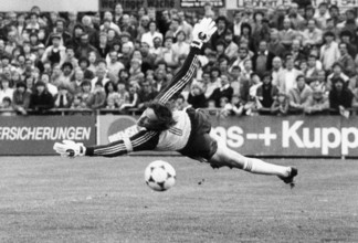 Keeper Roger Berbig, Grasshoppers Zurich, 1984