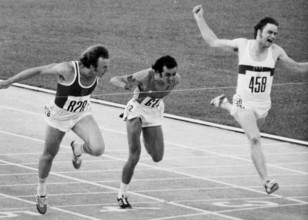 EC Rome 1974, finals 100m: Borsov ahead of Mennea and Bieler