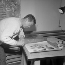 Hans Erni working at lithography, Zurich 1957
