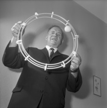Werner Dirt with whizzing ball, 1967