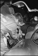 World record attempt in Monza 1967: Working on the Porsche 906