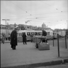 Street vendors on New Year's Eve in Zurich, 1954