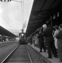 Traffic renovation in Baden 1961: Inauguration of the Kreuzberg Tunnel