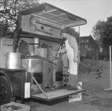 Modern mobile field kitchen, Zurich 1955