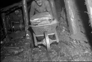 Miner in the tunnel; 1942