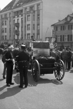 Old field kitchen, goulash cannon during parade, St. Gallen 1963