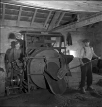 Production of briquettes; 1943
