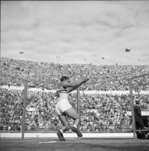 OS Helsinki 1952: winner Jozsef Csermák