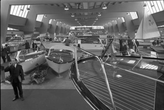 Boat Show 1966; Exhibition Hall