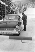 Customs officer at inspection, Samnaun 1962