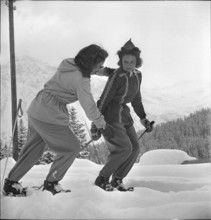 Performance certificate for girls 1943: Ski