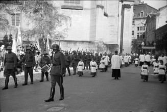 Military at Corpus Christi procession in Freiburg 1941