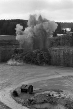 Blasting of a limestone bank, Mellikon quarry 1970