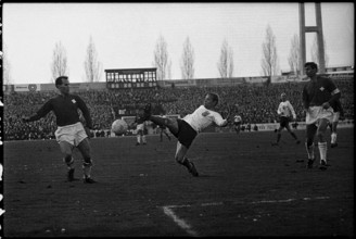 1965 World Cup Qualifier: Switzerland vs. Holland