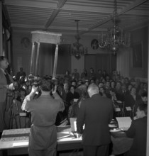 Auction of items from Louis Napoleon's possession at the Villa Prangins; 1950