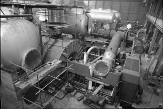 Beznau nuclear power plant under construction, turbine house 1968