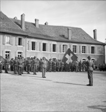 Military flag handover at Echallens Castle 1952