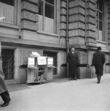 Perfume seller, 1956