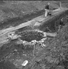 Excavation of Roman officers' quarters in Windisch, 1954