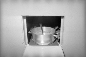 Winterthur Prison; hatch with food bowl 1969
