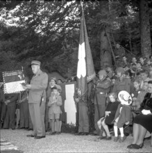 Brigadier Colonel Ackermann at the inauguration of a memorial, Brünig 1953