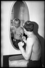 John McClusky before European Championship fight against Zurlo in Zurich 1970