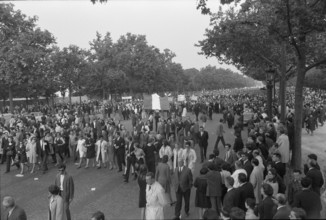 Student riots in Paris in 1968