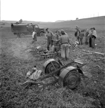 Drilling, exploration for oil in the canton of Vaud; 1952