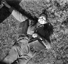 Young person in voluntary preparatory instruction, 1943