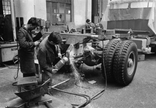 body shop; body construction; 1968